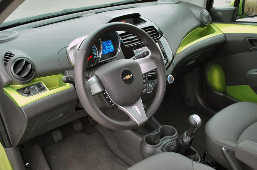  Chevrolet Spark 2013 года  (фото 179 из 204)